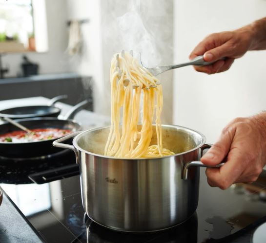 Fissler Spaghetti Heber ESSENTIAL, Kochtopf, Kochgeschirr, Essen, Topf