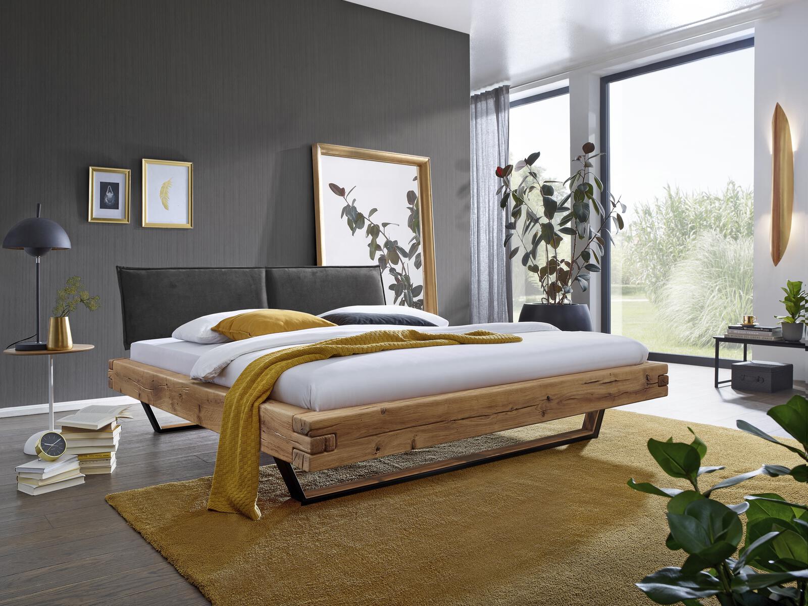 Frankenmöbel Bett ca. 180x200cm in Wildeiche massiv geölt