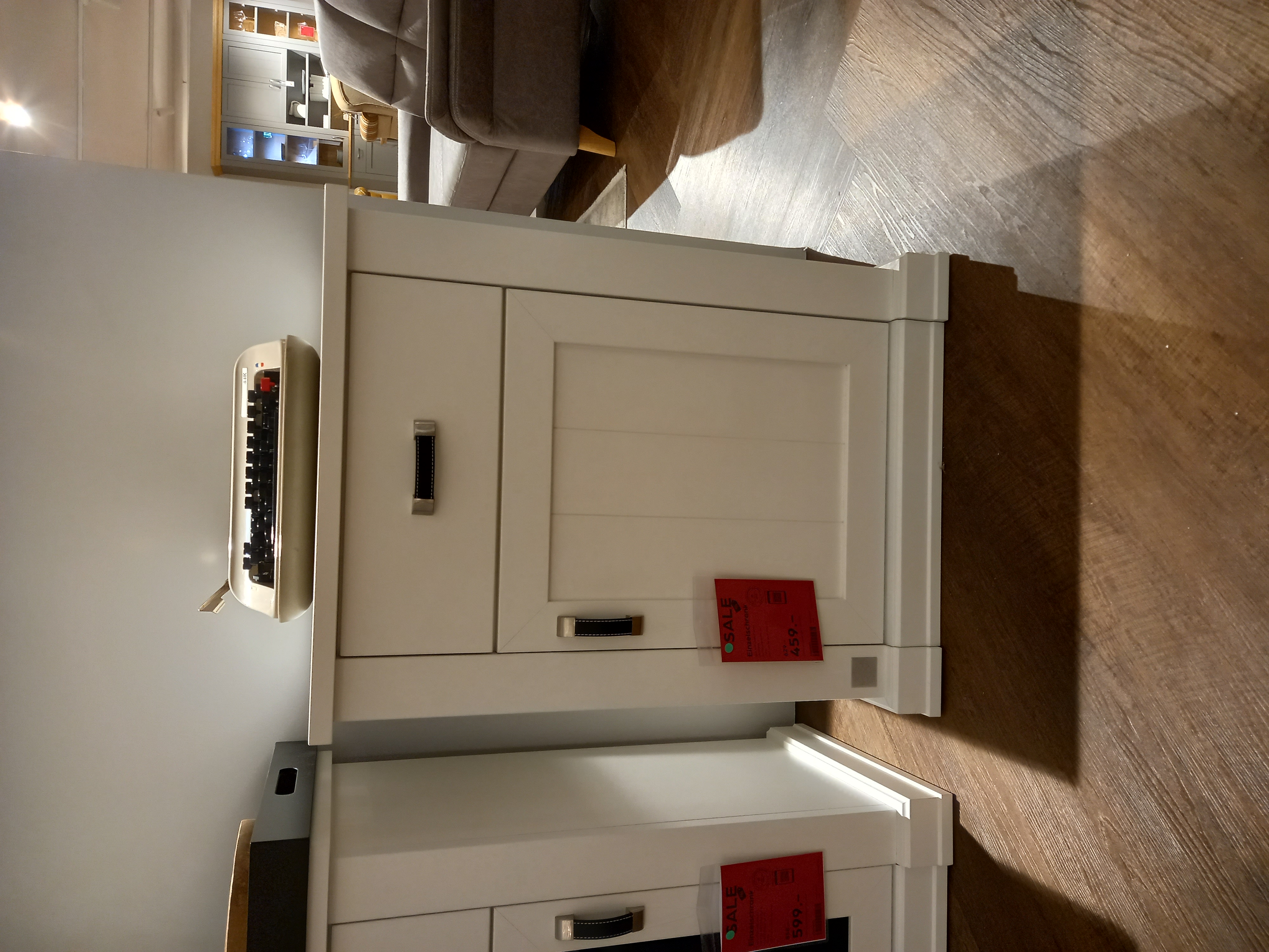 Wehrsdorfer Einzelschrank ca. B63 H89 T41cm in weiß, Griff Leder schwarz, Fußboden, Bodenbeläge, Holz, Hartholz, Innenarchitektur