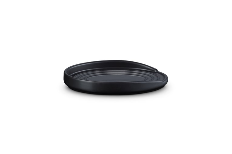 Le Creuset Löffelablage 16cm in Farbe Schwarz matt Le Creuset Löffelablage Schwarz Matt Oval