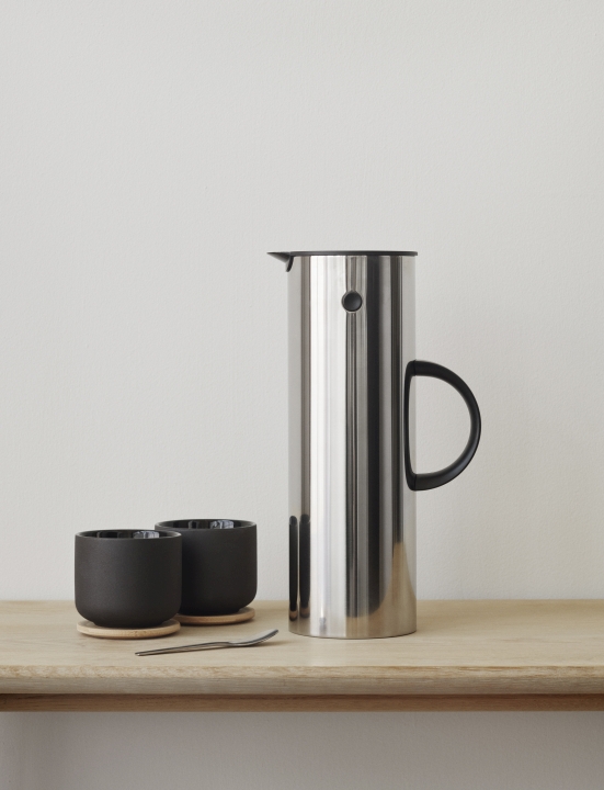 Stelton Isolierkanne EM77 1 Liter in Farbe steel