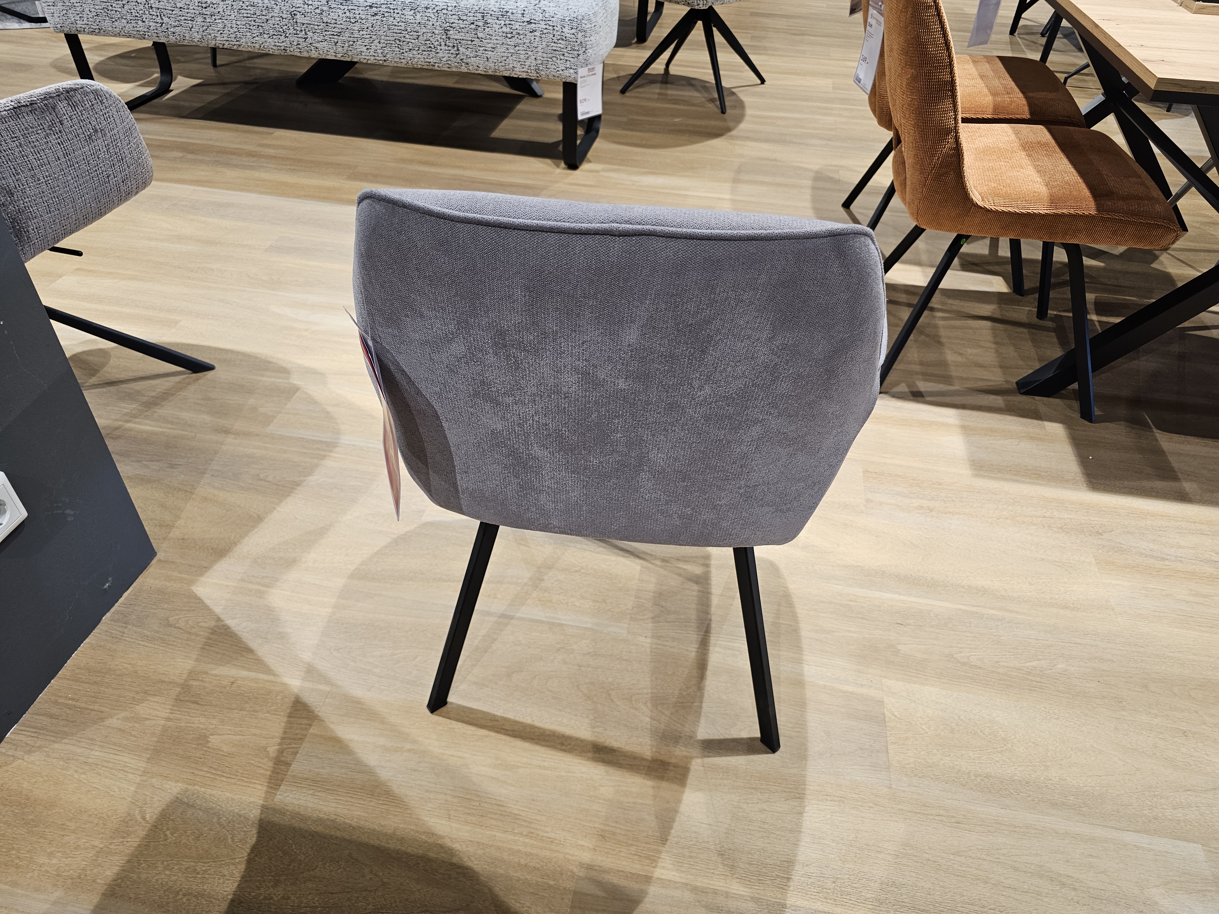 Stuhl, Stoff Towel grey, Beine Metall schwarz, 90 Grad drehbar, BHT ca. 61x84x63cm, Sessel, Gartenstuhl, Stuhlbeine, Grau, Samtstoff