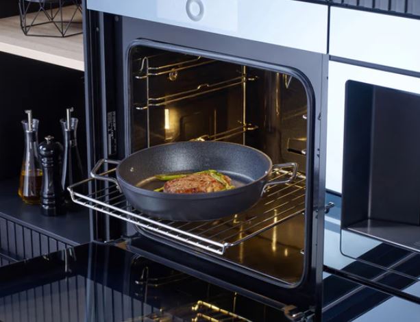 Fissler Servierpfanne 32 cm ADAMANT in Aluminium, Gerät, Elektrisches Gerät, Ofen, Kochen