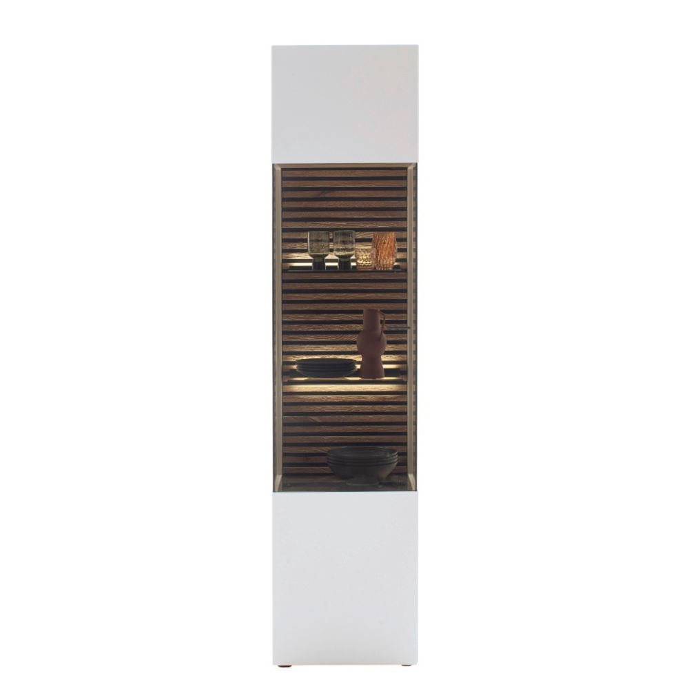 SCHÖNER WOHNEN-Kollektion Vitrine links YONNA ca. B48 H205 T44 cm in Kerneiche natur