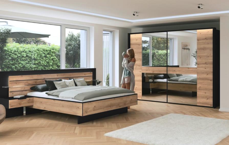 Rauch Möbelwerke Schlafzimmer ARIMA ca. 180x200cm in Farbe Asteiche Dekor Rauch Schwebetürenschrank in