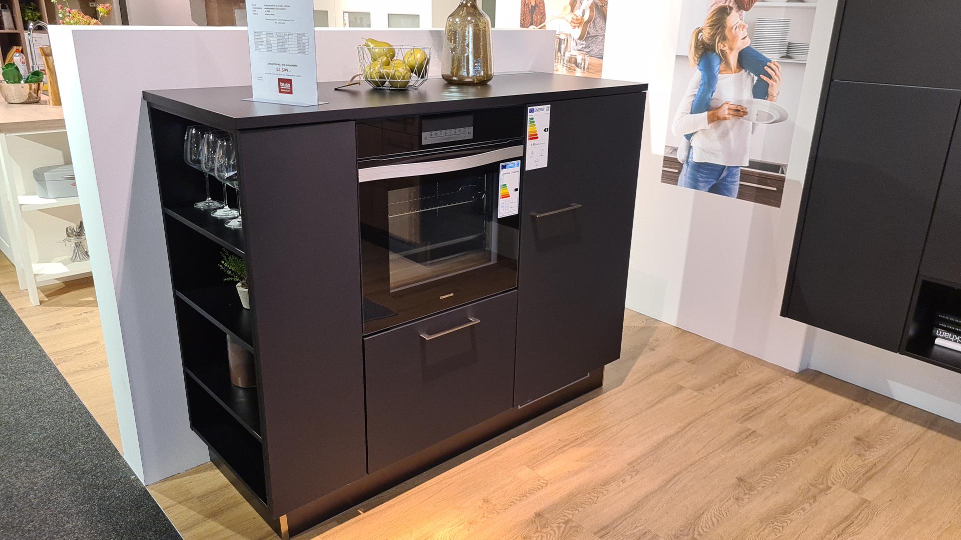 Nolte L-Küche in Cotton schwarz/quarzgrau 