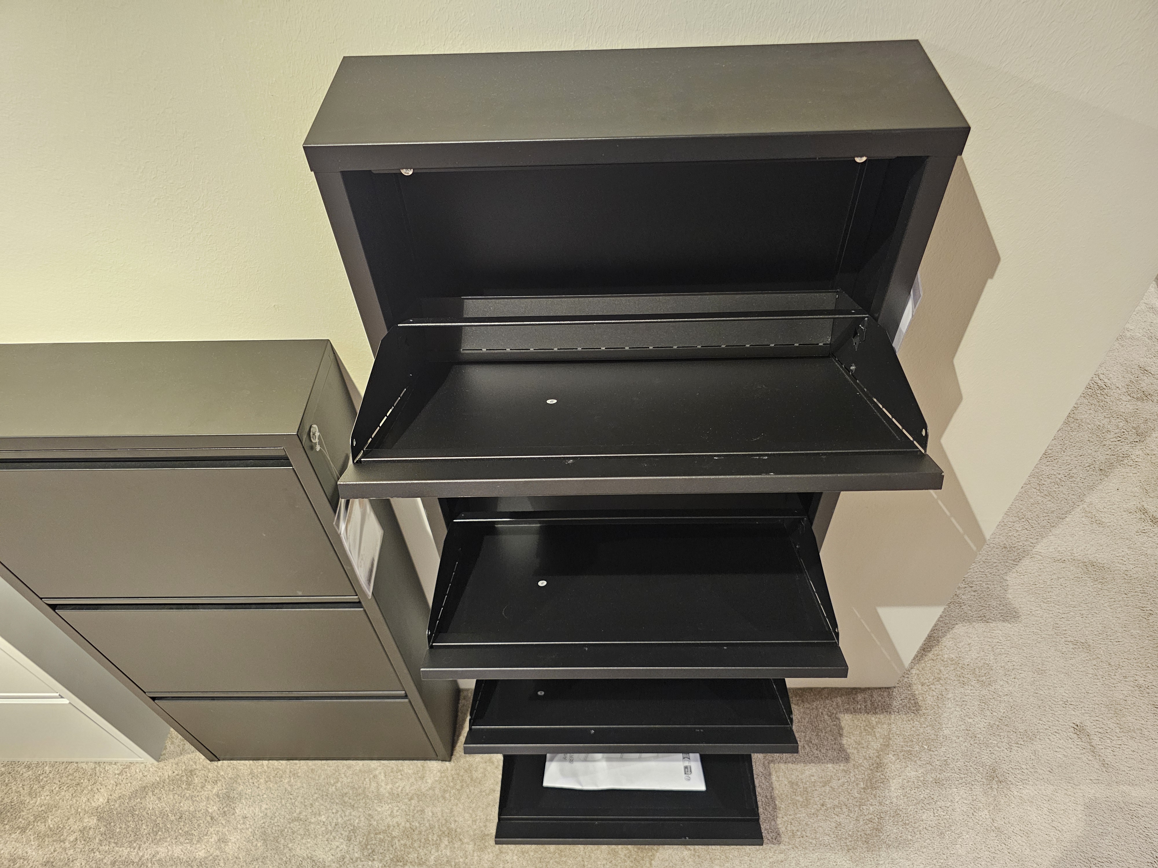Schuhkipper BERT in anthrazit, schrank, schublade, metall, schwarz, hakenlos