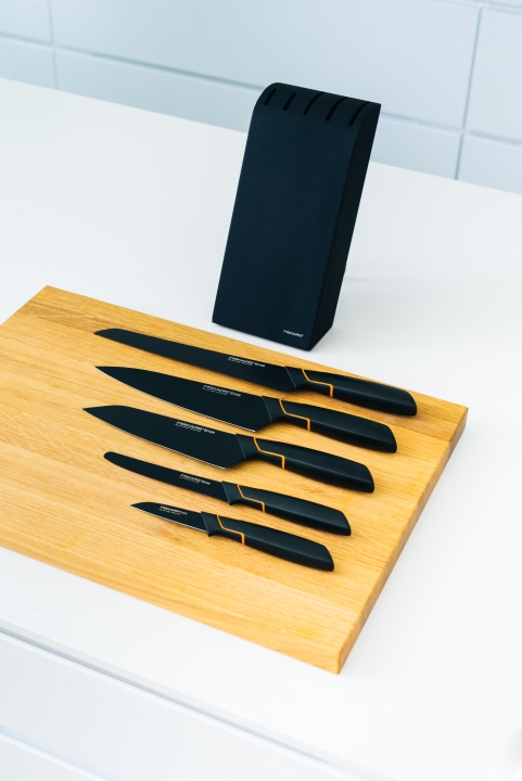 Fiskars Messerblock mit 5 Messern EDGE in Farbe Black Fiskars Messerblock mit 5 Messern EDGE in Farbe Black