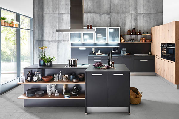 Moderne Küche dunkel moderne schwarze Küche mit Holz Akzenten