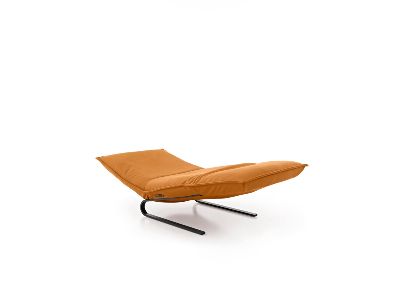 Koinor Polsterliege JILL in Leder X-Happy gold Koinor Polsterliege JILL in Leder X-Happy gold, Lounge Chair, Ottomane, Orange, Leder, Sessel zum Ausklappen
