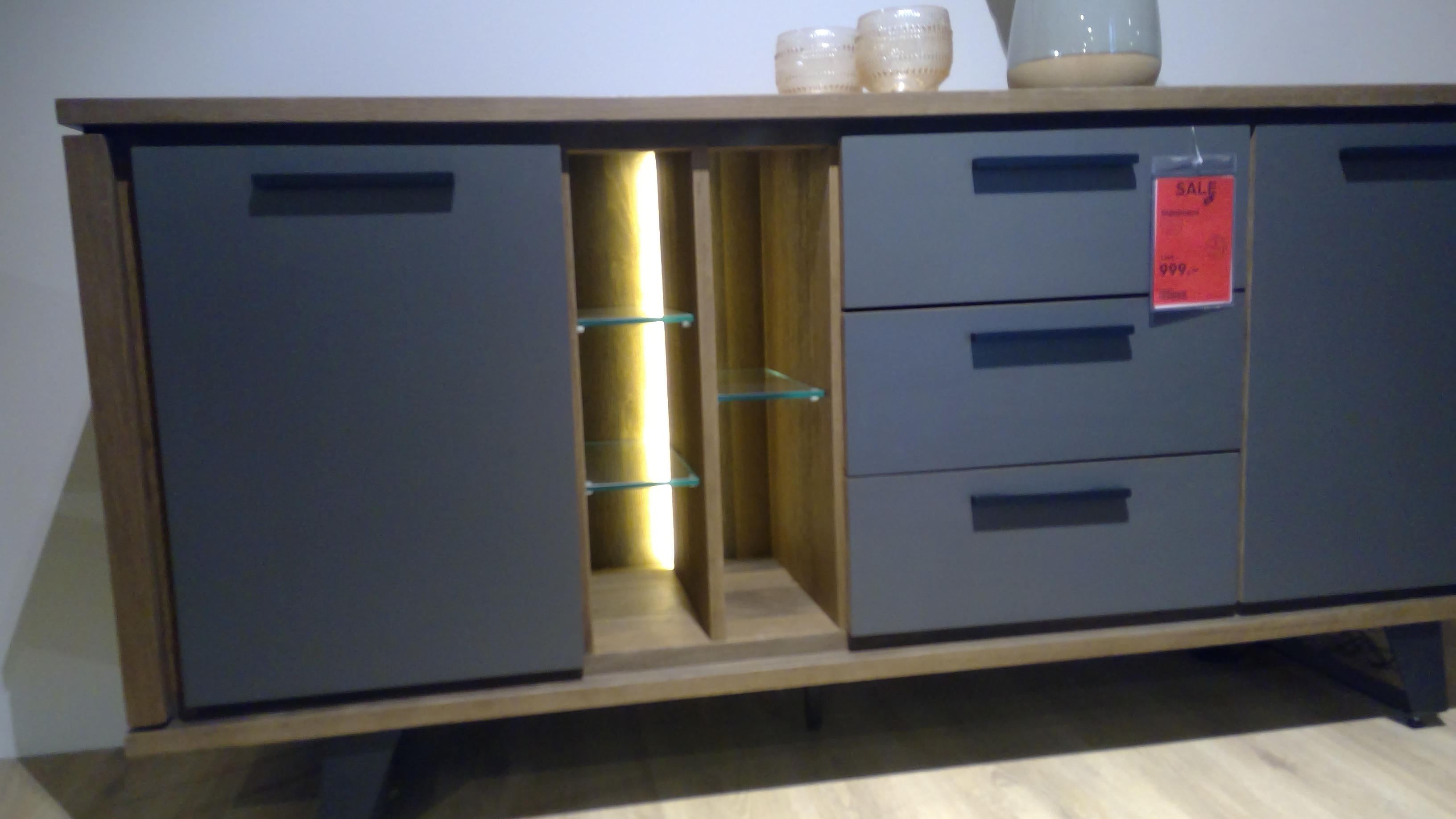 Henders & Hazel Sideboard Cubo in Burned Eiche furniert,/Front Melamin grau