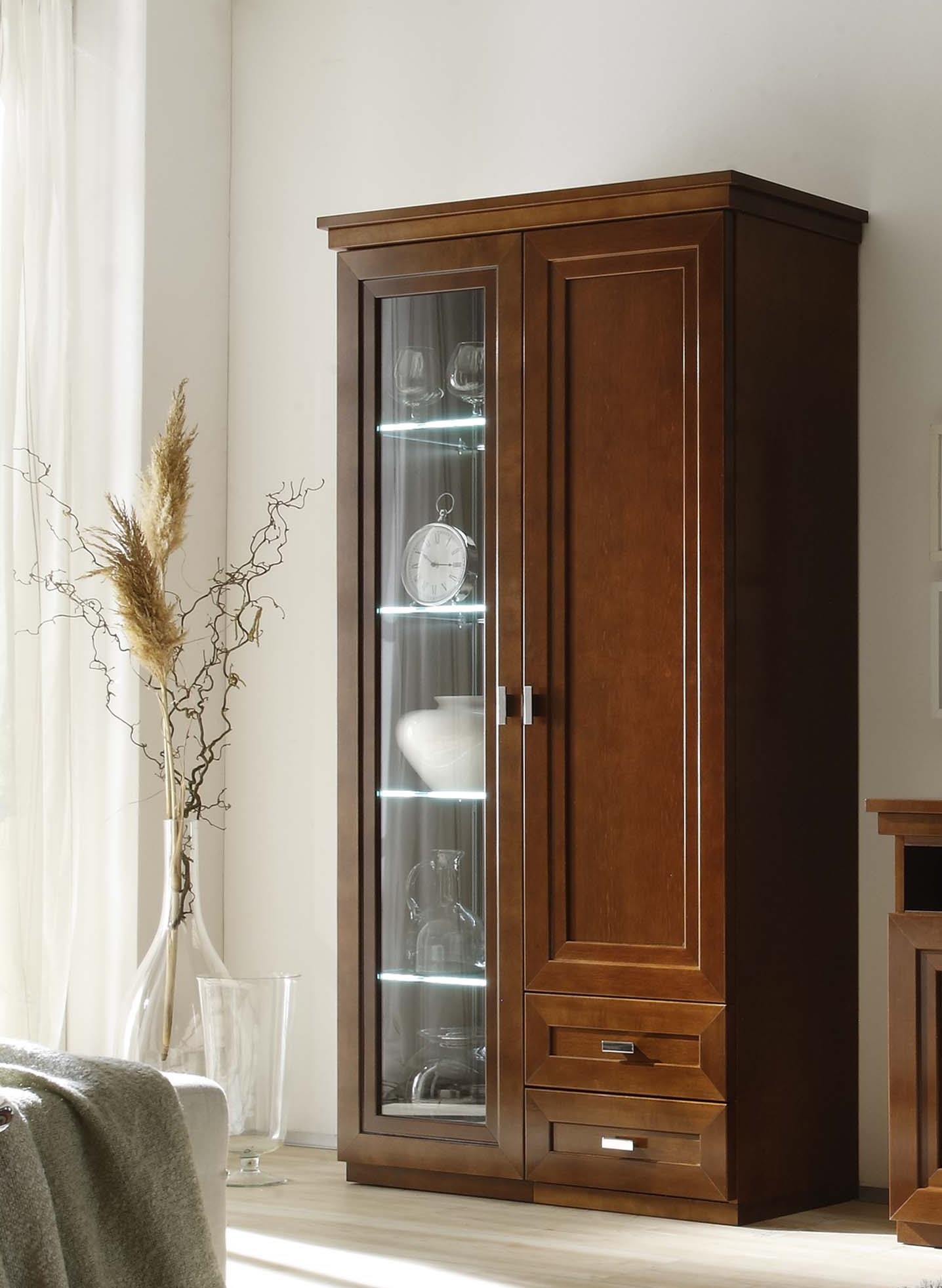 Vitrine KENT in Braun Vitrine Kent, ca. 92 x 187 x 42 cm in Cognac antik