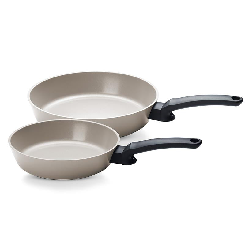 Fissler Pfannen-Set CERATAL® EVO COMFORT in Farbe Grau Fissler Pfannen-Set CERATAL® EVO COMFORT in Farbe Grau, Pfannen, Doppelpfannen-Set, Antihaftbeschichtung, Teflonfrei?, Kochgeschirr