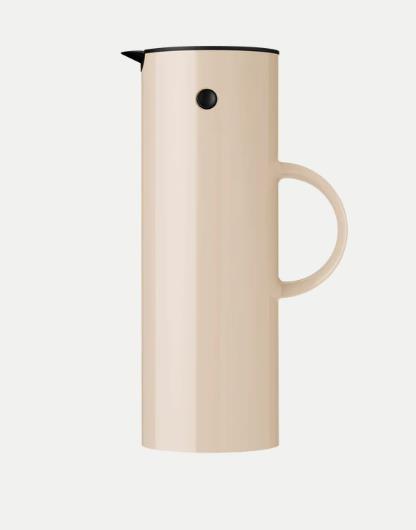 Stelton Isolierkanne 1L in Farbe wheat Stelton Isolierkanne 1L in Farbe wheat, Kanne, Wasserkrug, Flasche, Shaker