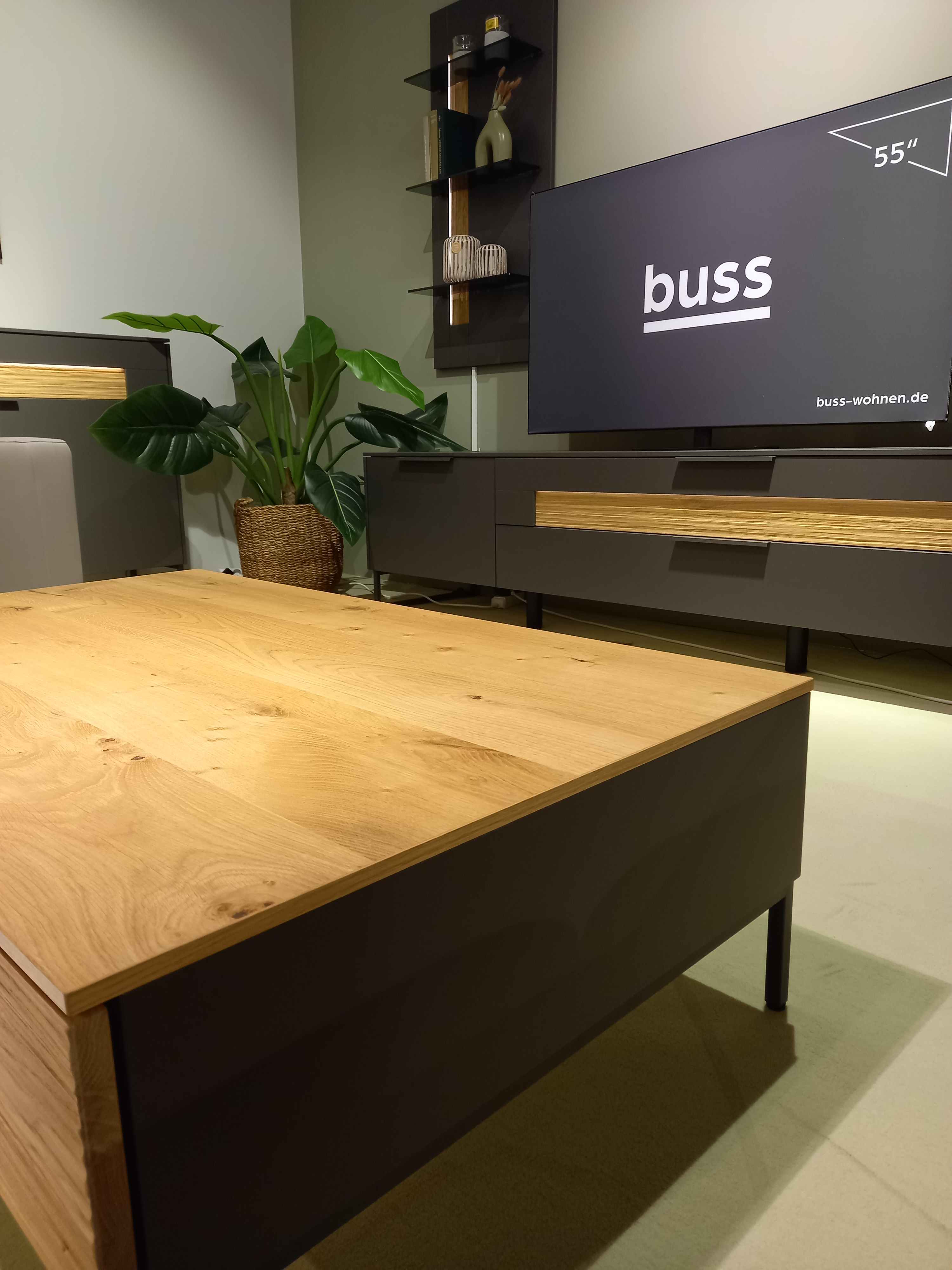 Loddenkemper Couchtisch LINEE LIVING in Front/Platte Eiche furniert