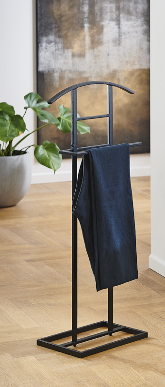 Herrendiener in Schwarz, Kleiderbügel, Garderobenständer, Schwarz, Stofftuch, Metallgestell