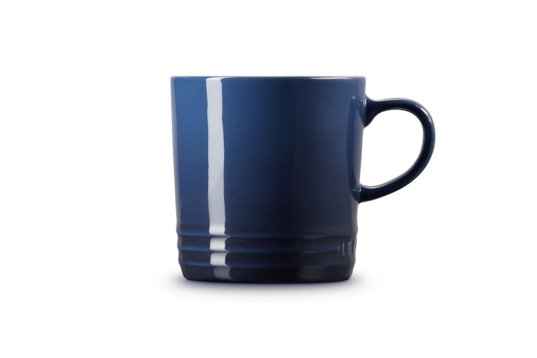 Le Creuset Becher 350ml in Tinte Le Creuset Becher 350ml in Tinte