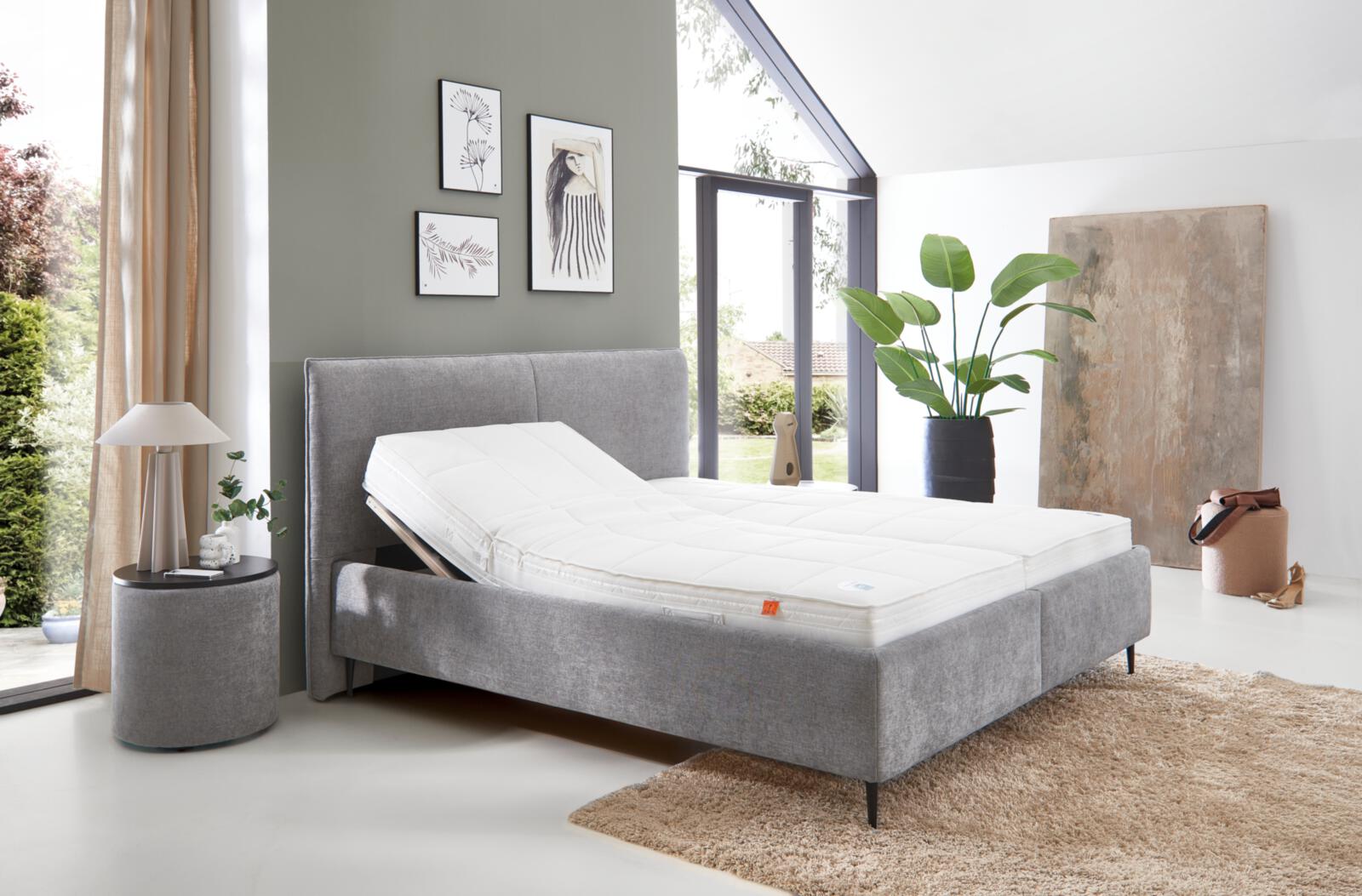 Oschmann Comfortbetten Polsterbett DREAMPALCE 2.0 PB ca. 206x227cm ca.180x200cm in Farbe Toni grey Oschmann Comfortbetten Polsterbett DREAMPALCE 2.0 PB ca. 206x227cm ca.180x200cm in Farbe Toni grey, bettenrahmen, boxspringbett, grau, matratze, nächtigungszugang