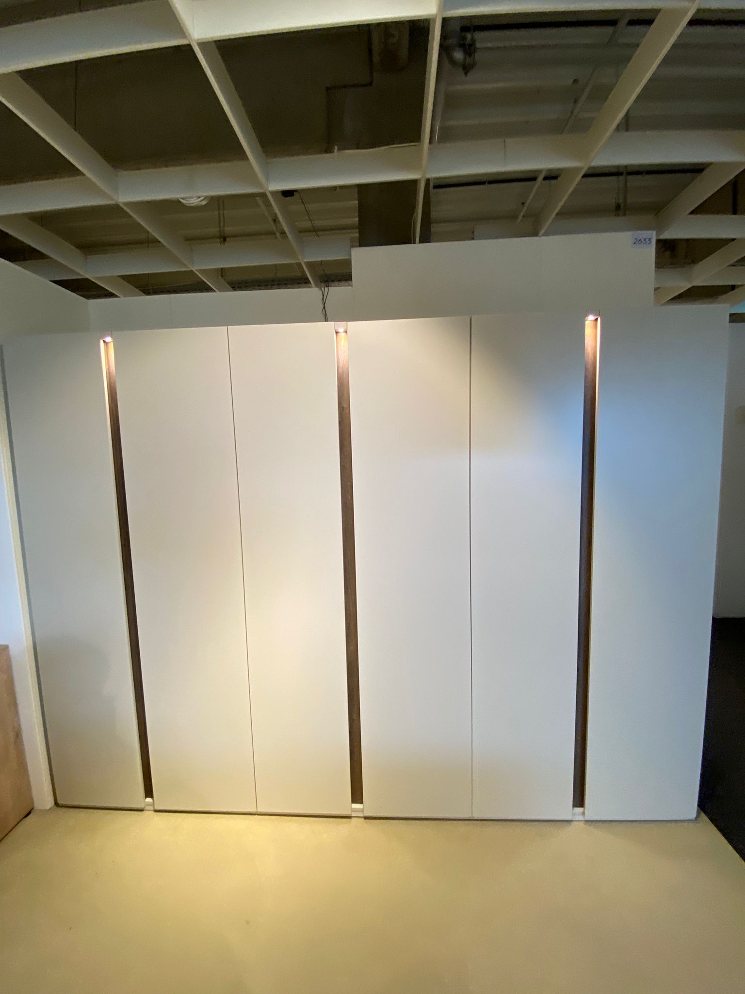 Rauch Möbelwerke Schlafzimmer LUANA in champagner/Abs. Dekor-Druck, Beleuchtung, Fußboden, Mobiliar, Drinnen