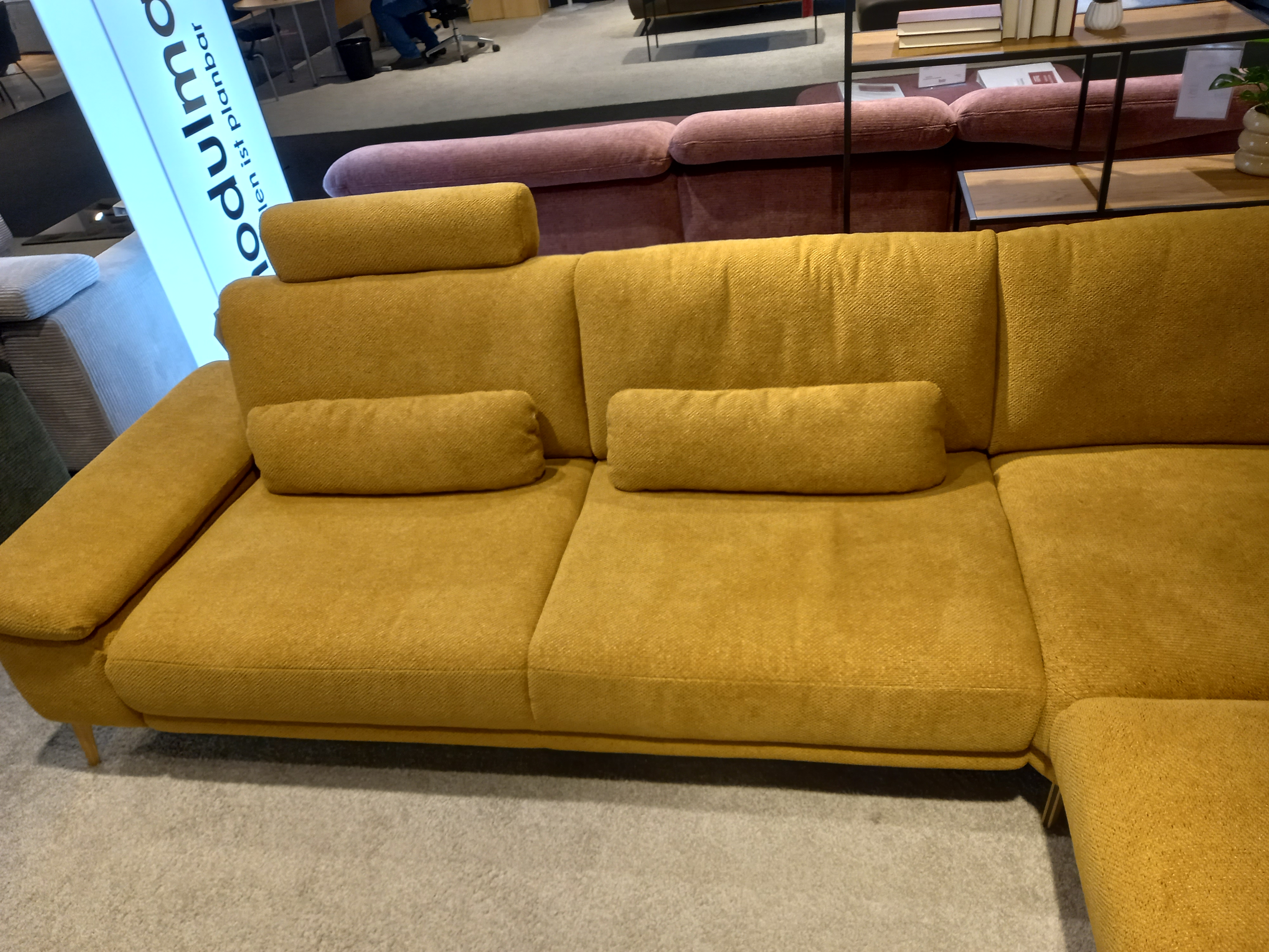 Modulmaster Polsterecke MM-ZE1203 in Stoff Macan zimt Pg.D Modulmaster Polsterecke MM-ZE1203 in Stoff Macan zimt Pg.D, Couch, Mobiliar, Person, Pflanze