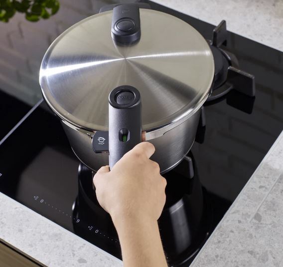 Fissler Schnellkochtopf 8L in Vitaquick® Premium, edelstahl