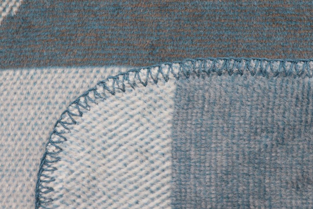 Biederlack Decke ca. 150x200cm in Farbe Graphic View Biederlack Decke ca. 150x200cm in Farbe Graphic View, Hosen, Dekoration für Zuhause, Teppich, Jeans, Textur
