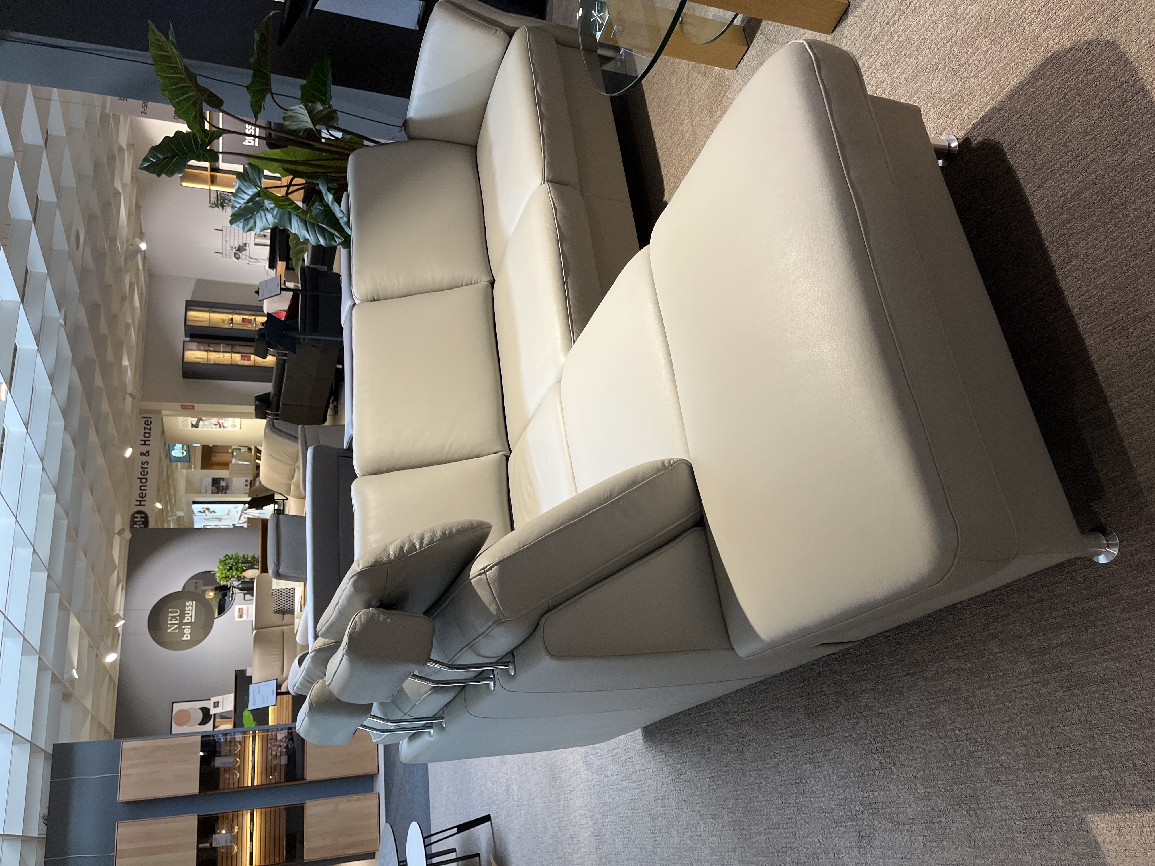 Polsterrundecke in mint, Sofa, Leder, Beige, Wohnzimmermöbel, Ottomane
