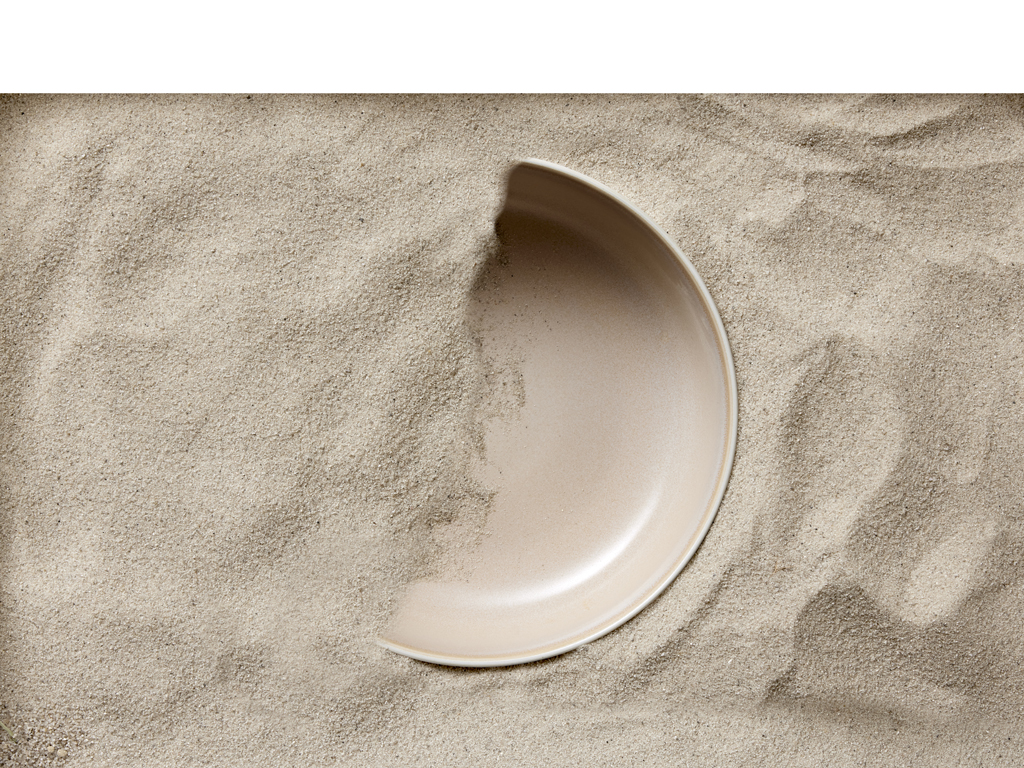 F&H Salatschüssel STUDIO ROUND NORTH in Farbe Matte white/Matte sand