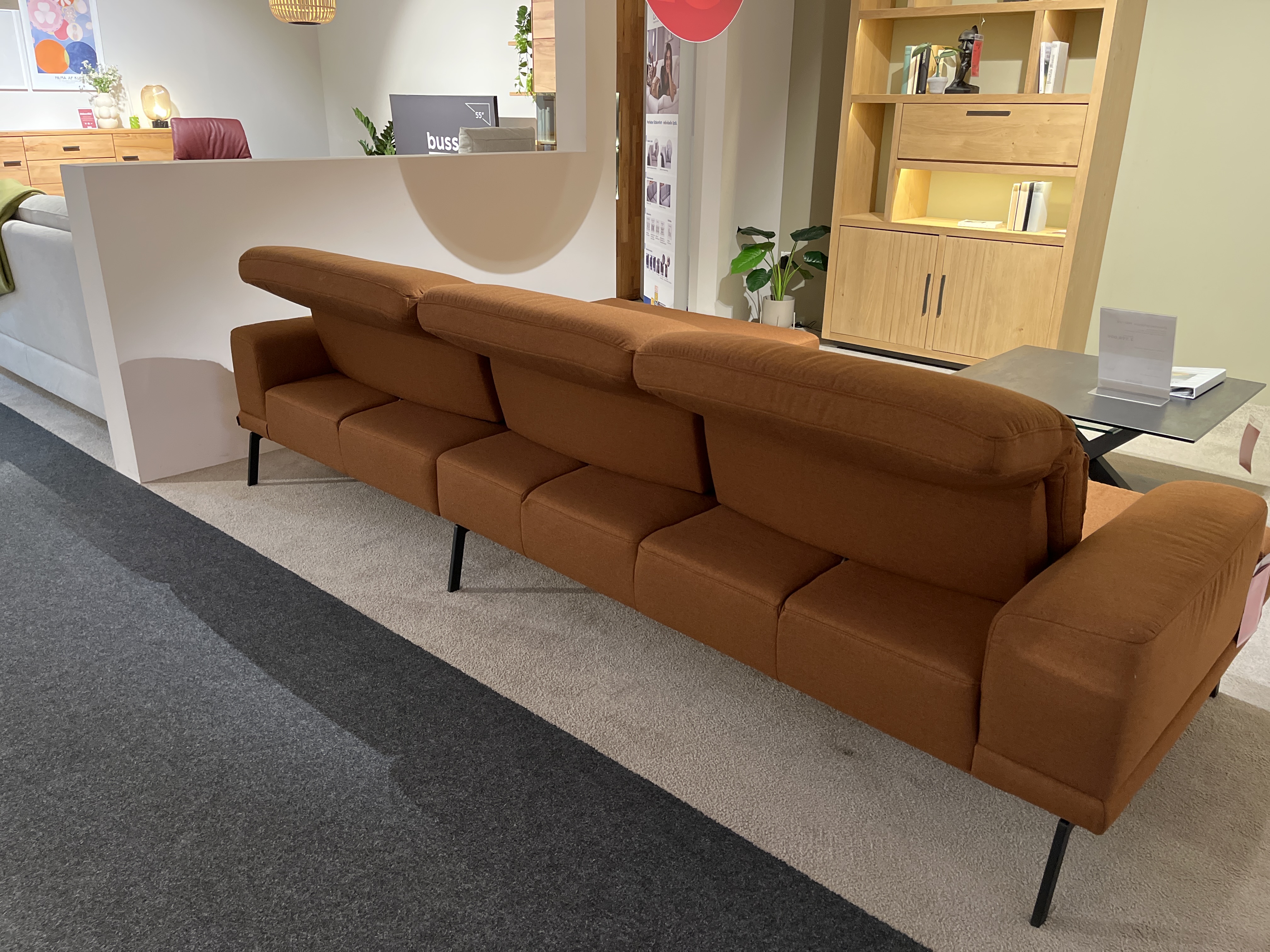 // Polsterecke // Stoff Melros brandy // Metallfuß 324 schwarz matt // incl. manueller Sitztiefenverstellung 54-81 cm // ca. 288x222 cm, Sofa, Wohnzimmer, braun, Sesselbeine, Kunstleder