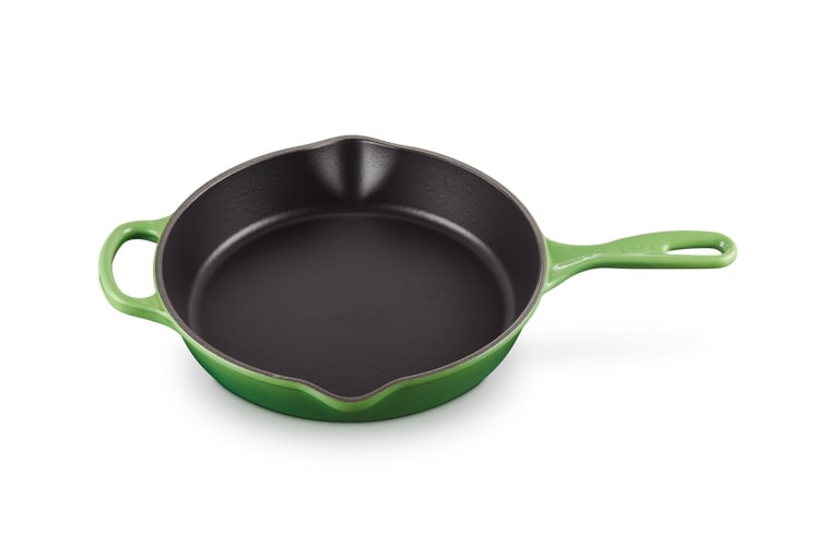 Le Creuset Brat-u. Servierpfanne Sig 26cm in Farbe Bamboo Green Le Creuset Brat-U.servierpfanne Sig 26cm Bamboo Green Hoch