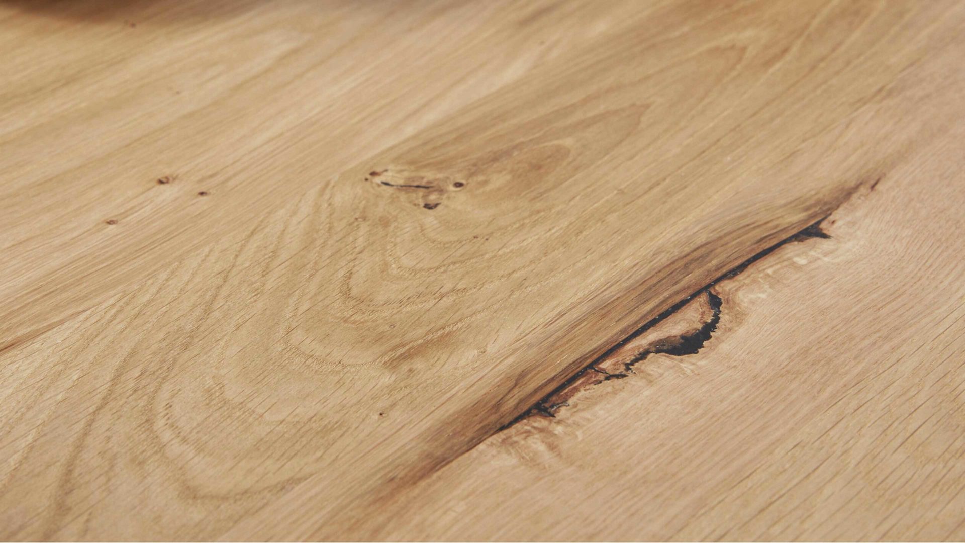 Interliving Esstisch IL 5105 ca. 180x100cm in Charakter-Eiche massiv geölt, Holz, Innenarchitektur, Hartholz, Fußboden, Bodenbeläge