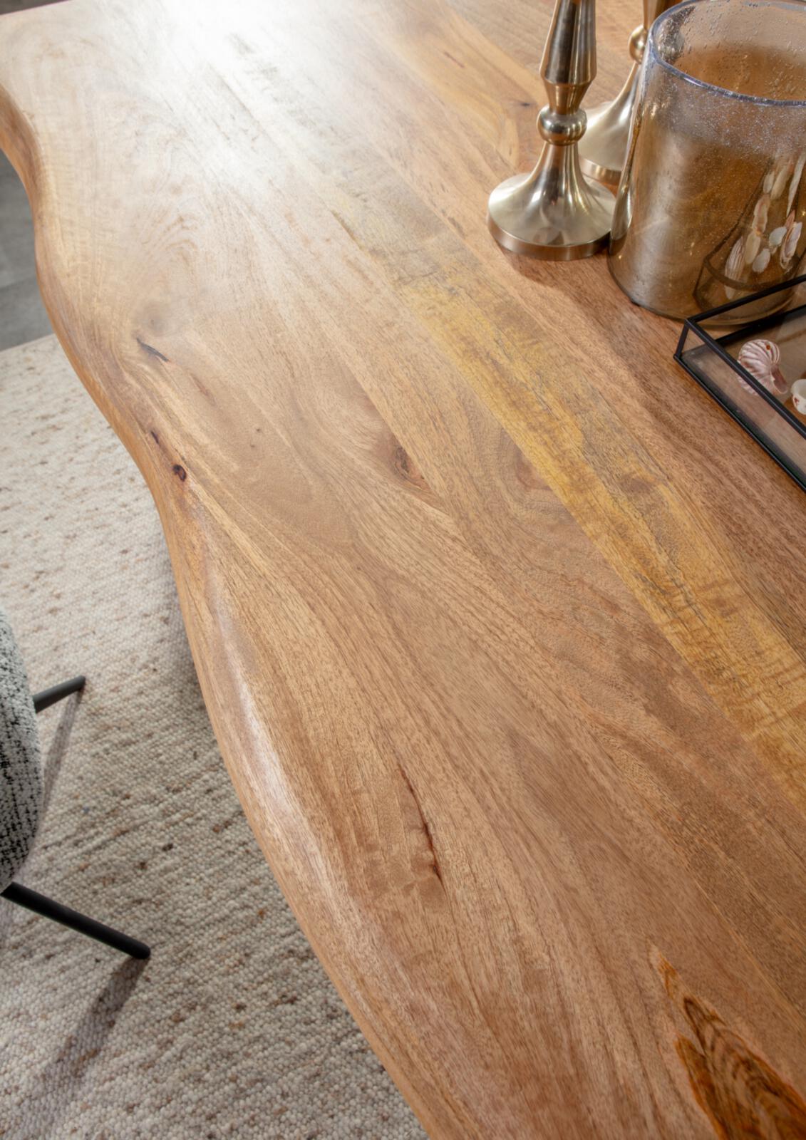 // Esstisch // Platte Mango massiv natur, gebeizt und lackiert // X-Metallgestell schwarz // ca.100 x 200 cm, H78 cm // mit Baumkante, holz, tisch, eiche, naturholz, oberfläche