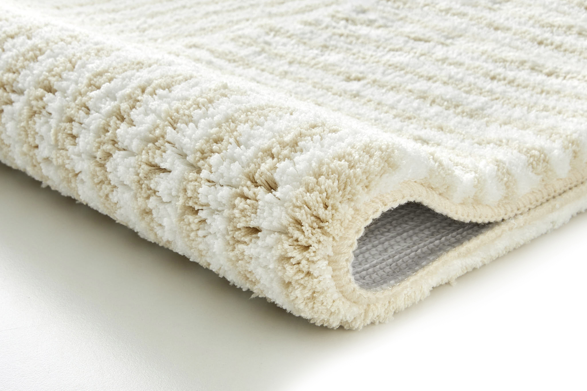 Kleine Wolke Badteppich CHELSEA ca. 70x120cm in Farbe Sandbeige, Teppich, Flokati, Kuschelig, Creme, Rolle