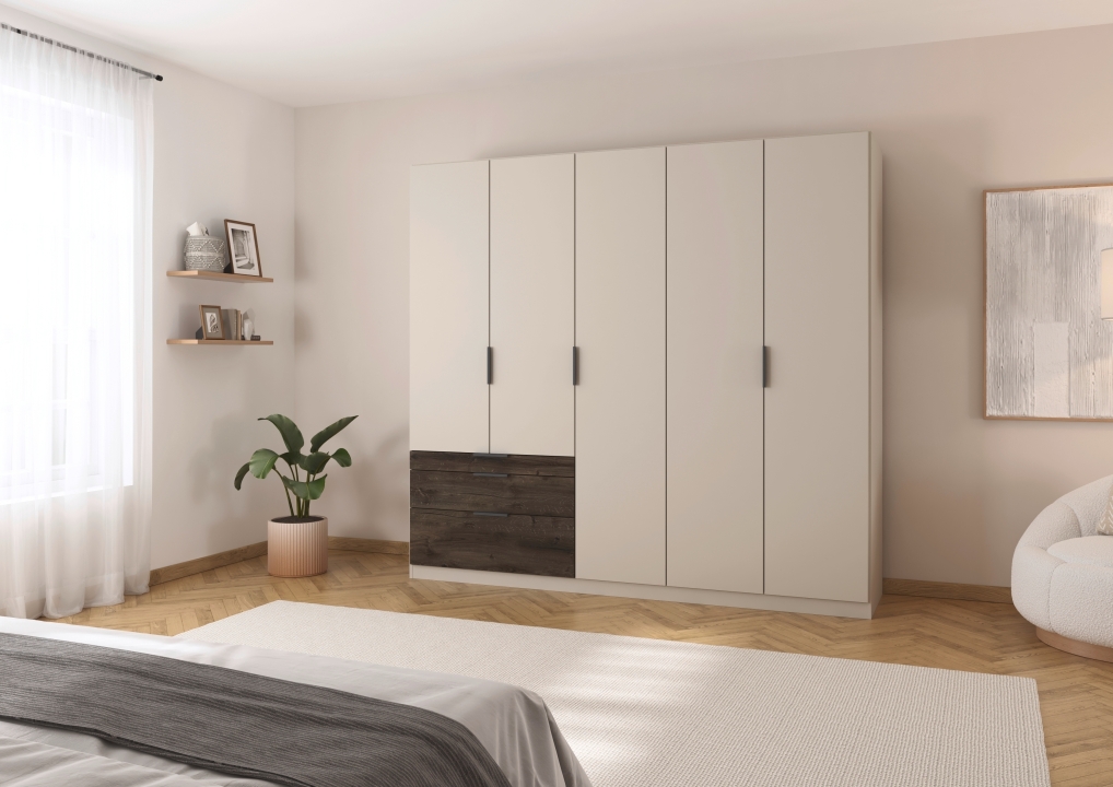 Rauch Drehtürenschrank KODA 5-türig in Champagner/Atlantic Oak dunkel foliert