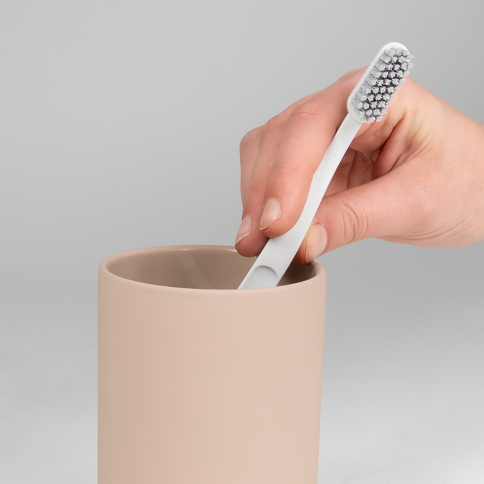 Kela Becher SANA in Farbe Beige, Zahnbürste, Kunststoff, Becher, weiße Zahnbürste, alltagstauglich