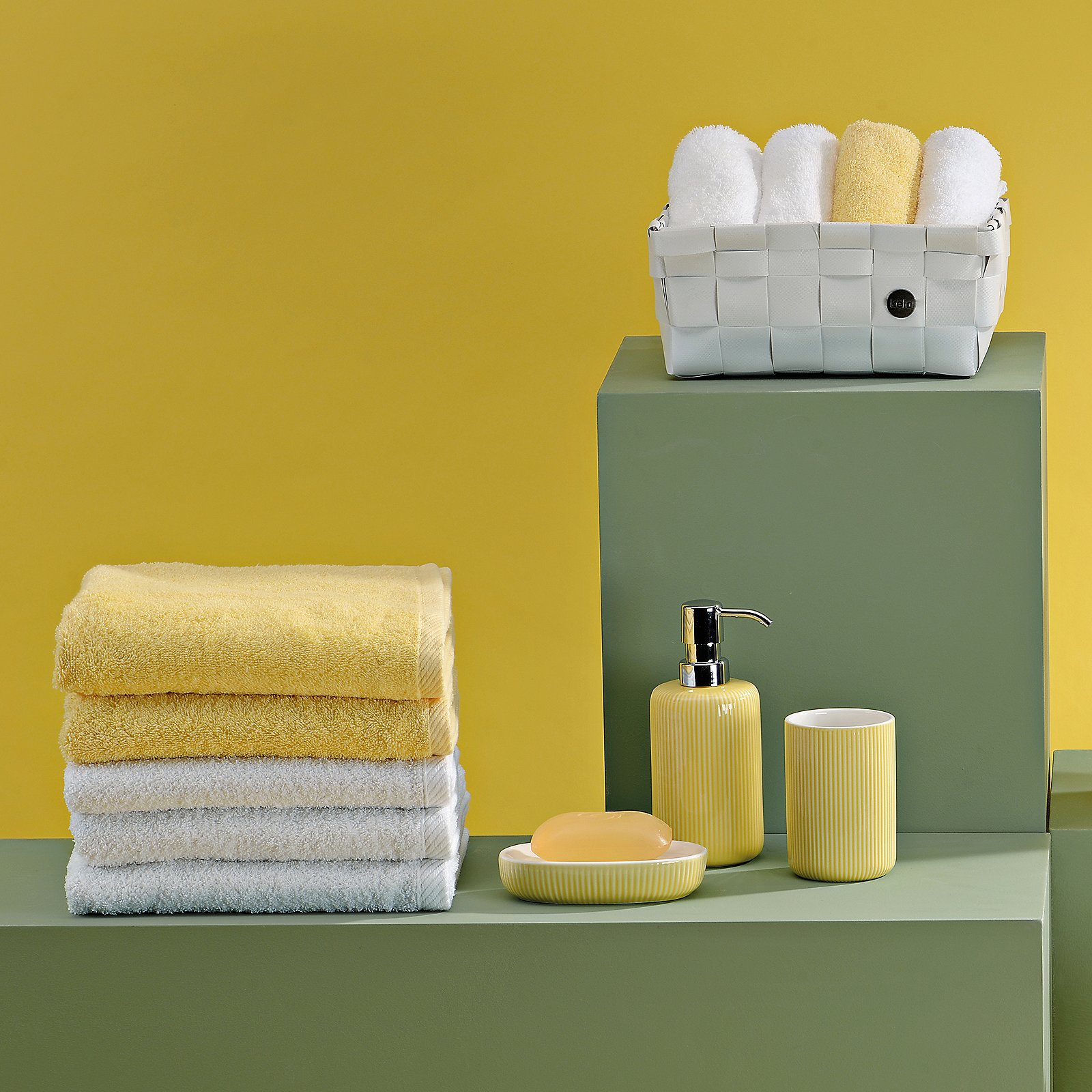 Kela HANDTUCH LADESSA in Farbe Sonnengelb, Handtücher, Waschraum, Wäschekorb, Seifenspender, Spiegelfreie