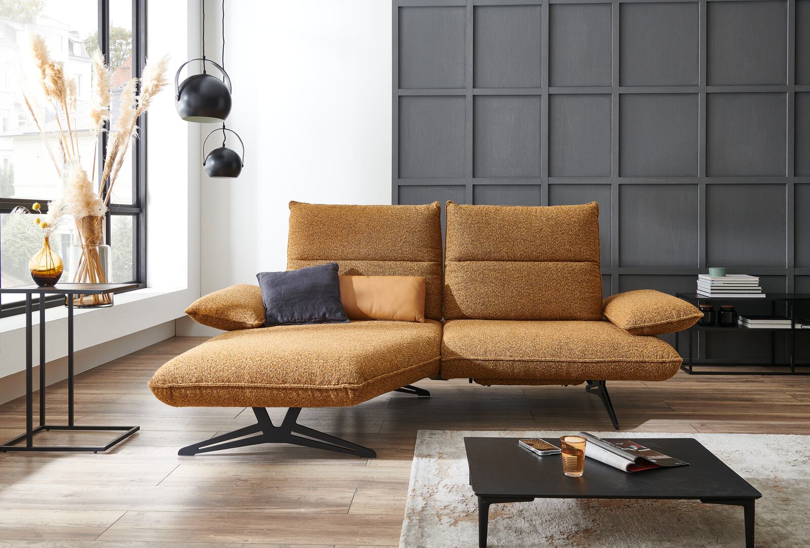 Koinor Eckkombination CAIO ca. 160x230 cm in Stoff Intense hellbraun Koinor Eckkombination CAIO ca. 160x230 cm in Stoff Intense hellbraun, Sofa, Sofa mit Chaise, Sofa mit Ausziehfunktion, Ocker, Metallbeine