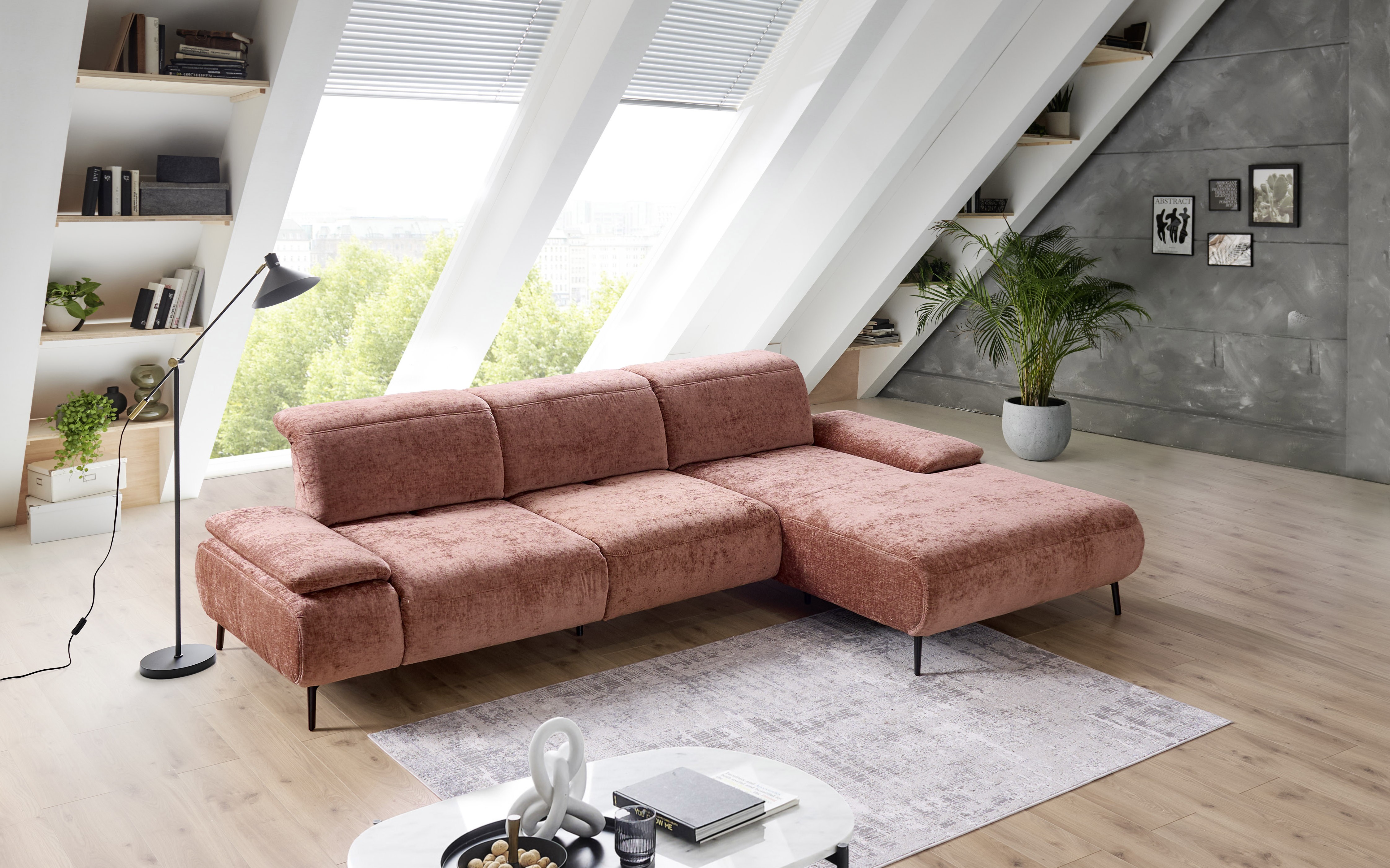 Poco Polstereckgruppe FRANKLIN ca. B310 H84 T202 cm in Stoff Nile kupfer, Buch, Pflanze, Mobiliar, Wohnzimmer, Teppich