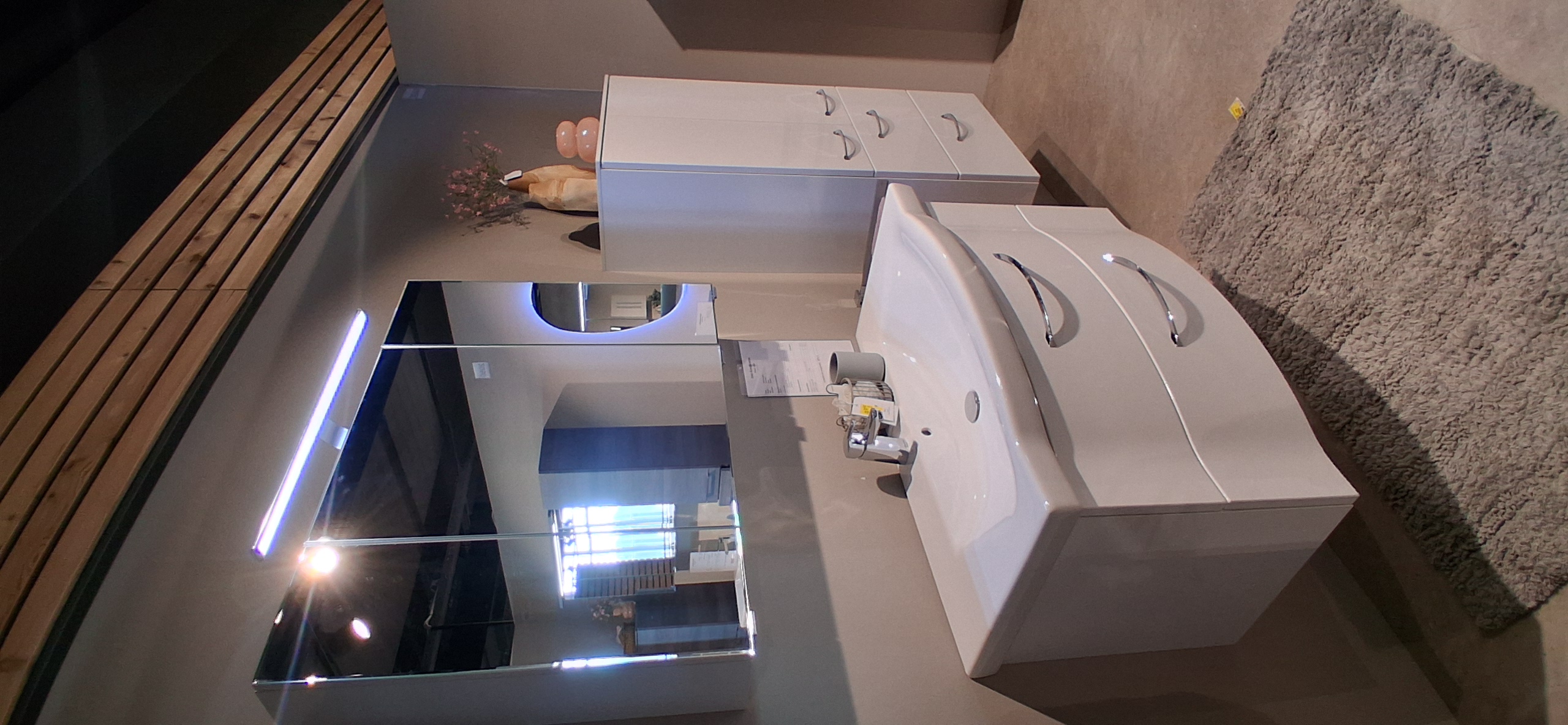 Pelipal Badkombination in Farbe Front 10 Weiss Hgl. Folie, Drinnen, Innenarchitektur, Baden