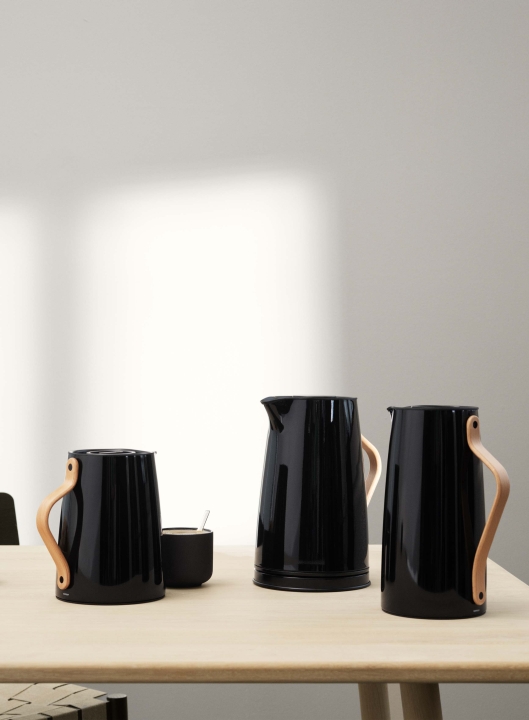 Stelton Wasserkocher Emma 1,2 Liter in Farbe black Stelton Wasserkocher Emma 1,2 Liter in Farbe black