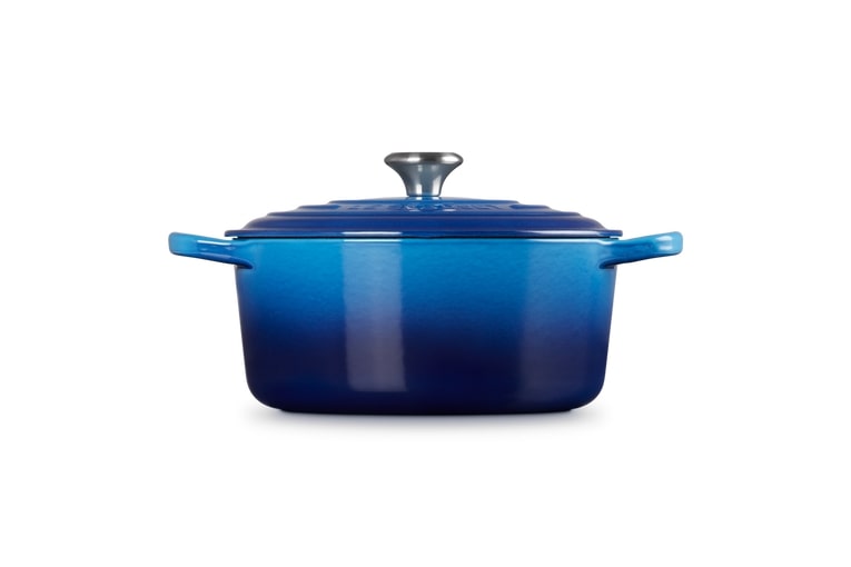 Le Creuset Bräter Sig 22cm in Farbe Azure Le Creuset Bräter Sig 22cm Azure Rund