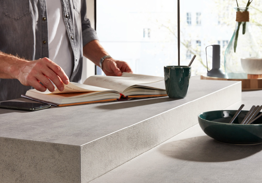 Moderne Arbeitsplatten und Anrichten von Interliving
