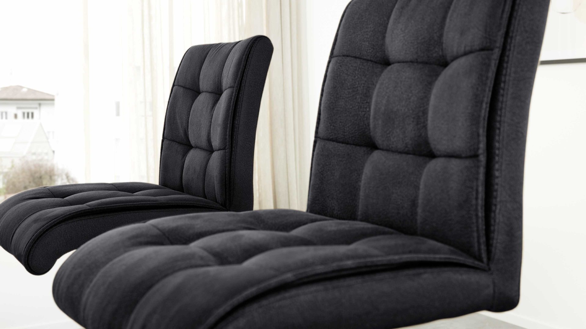 Interliving Barstuhl 5104 ca. 54x112x54cm in carbonschwarz