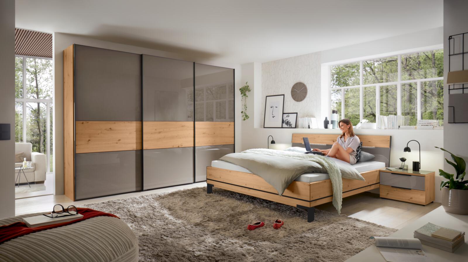Staud Konsole Sinfonie-Plus Holzwerkstoff, Schlafzimmer, Kleiderschrank, Holz, Bettenrahmen, große Fenster