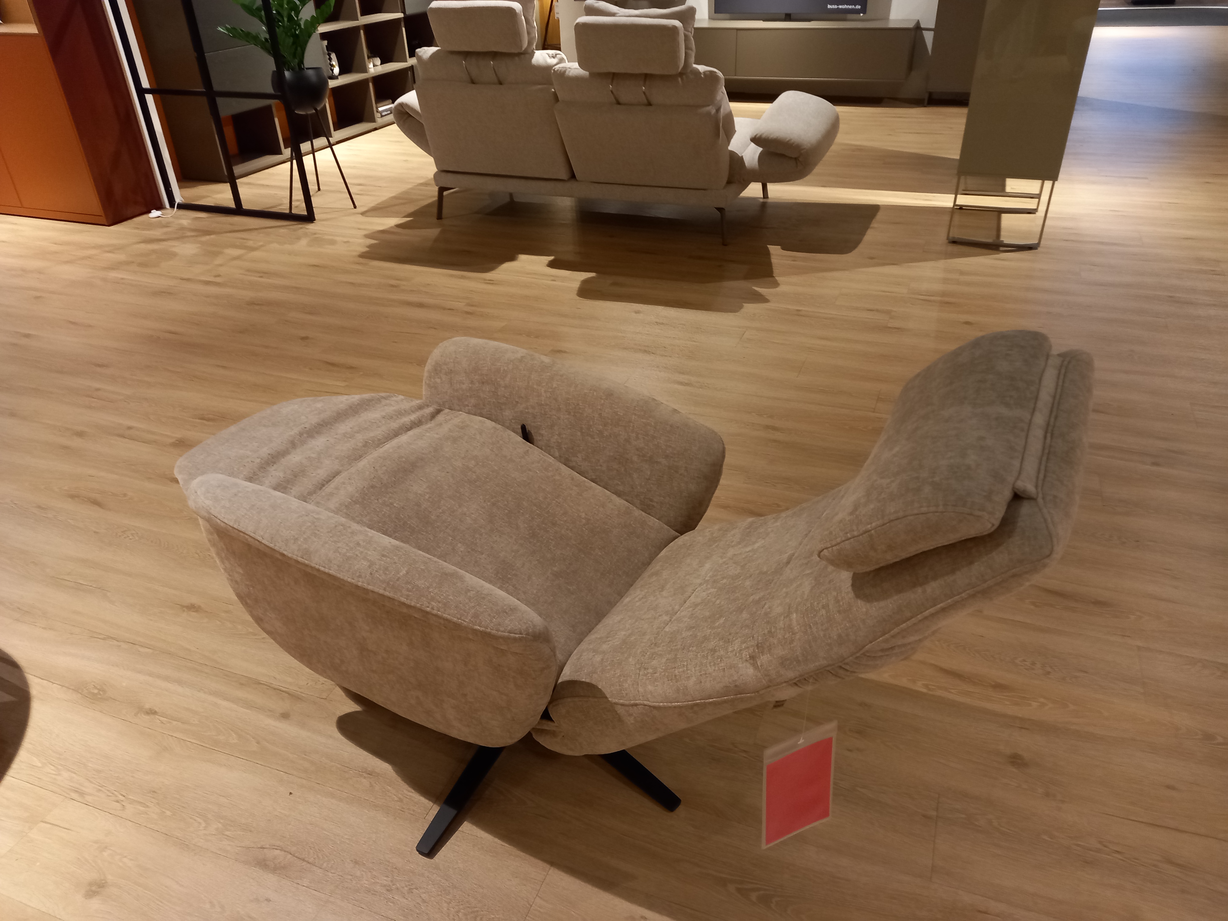 Hukla Relaxsessel VS-HU1070 in Toni beige, Relaxsessel, Stoffbezug, Beige, Verstellbare Rückenlehne, Schwarzes Sternfußgestell
