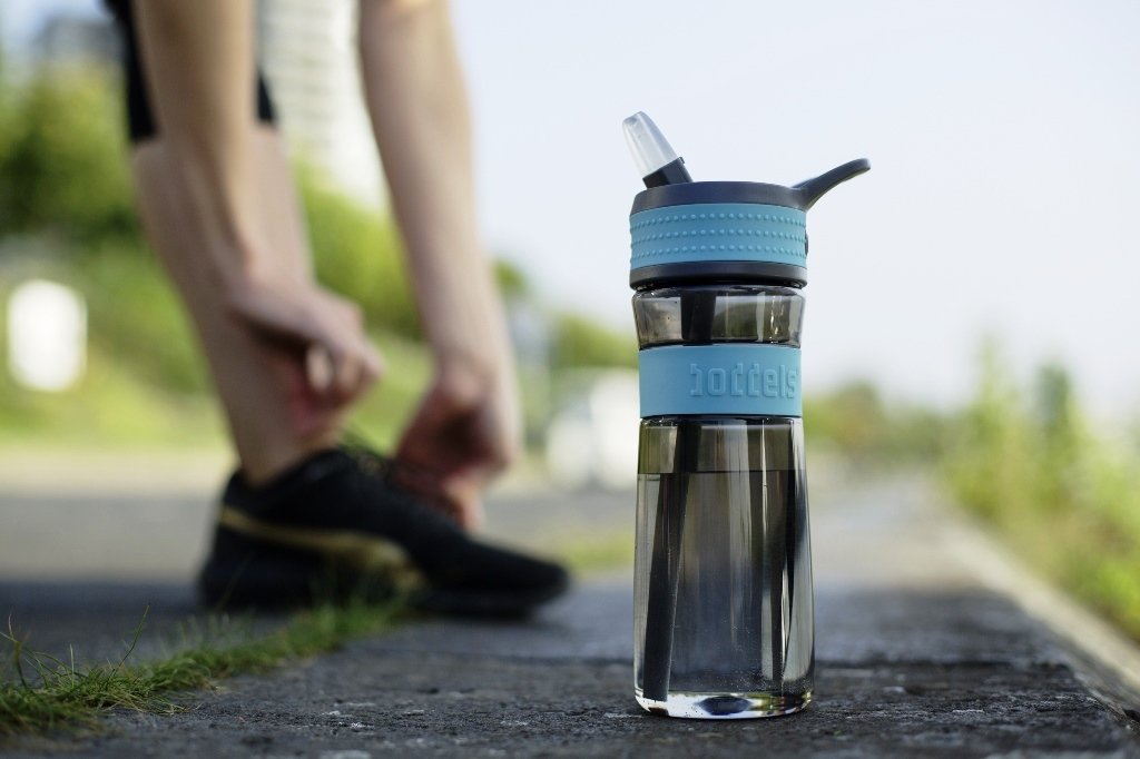boddels Trinkflasche Een 600ml in Türkisblau/Grau