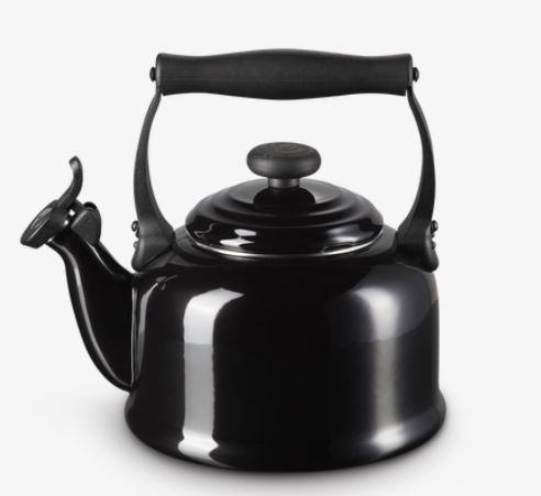 Le Creuset Wasserkessel Kone 1.6L in Farbe Schwarz glänzend, Kessel, Whistling kettle, Einkocher, Schwarz, Kochkessel