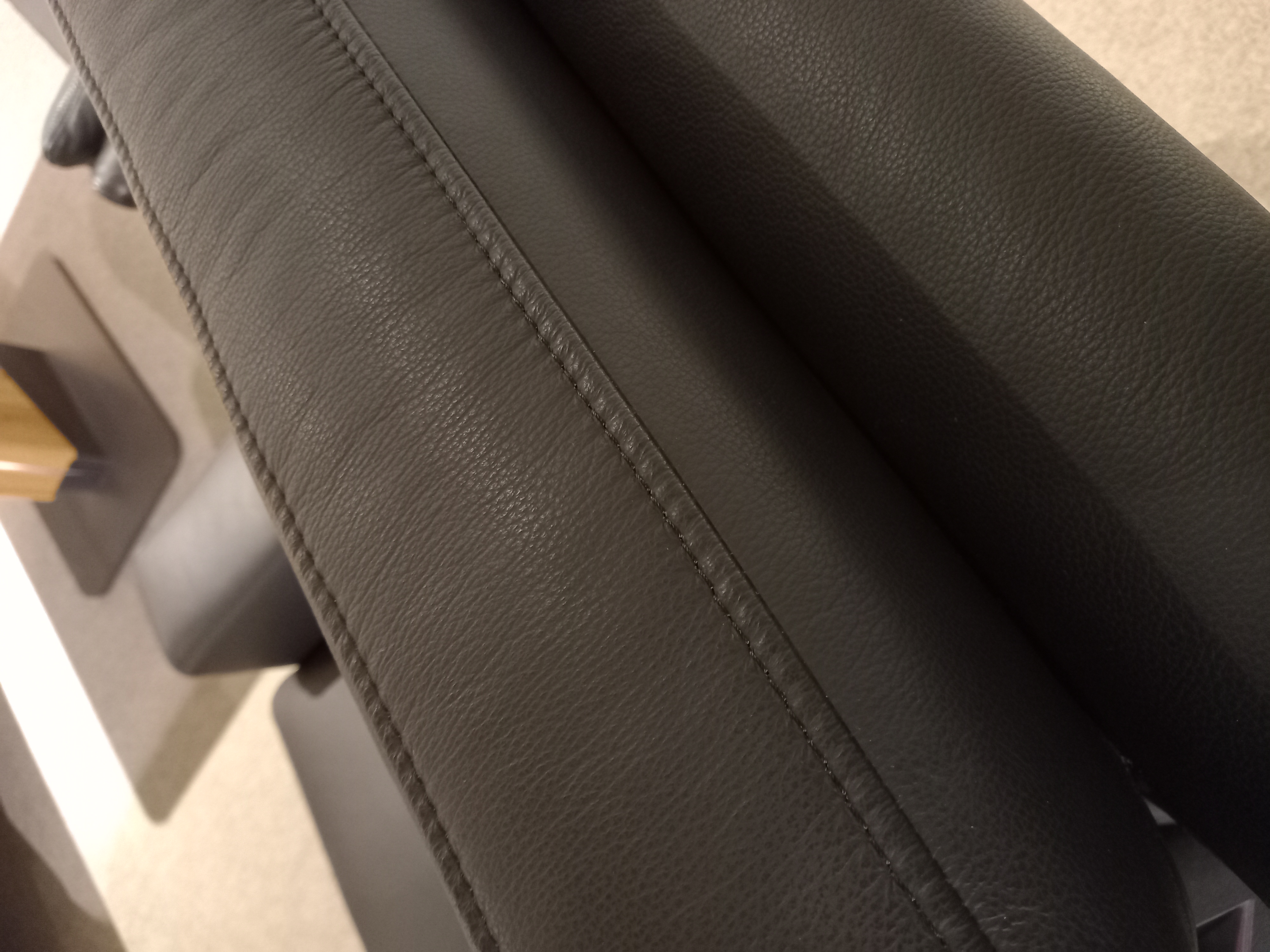 Wima Sessel in Leder 91/0105 Classic schwarz, Kissen, Dekoration für Zuhause, Couch, Mobiliar, Auto