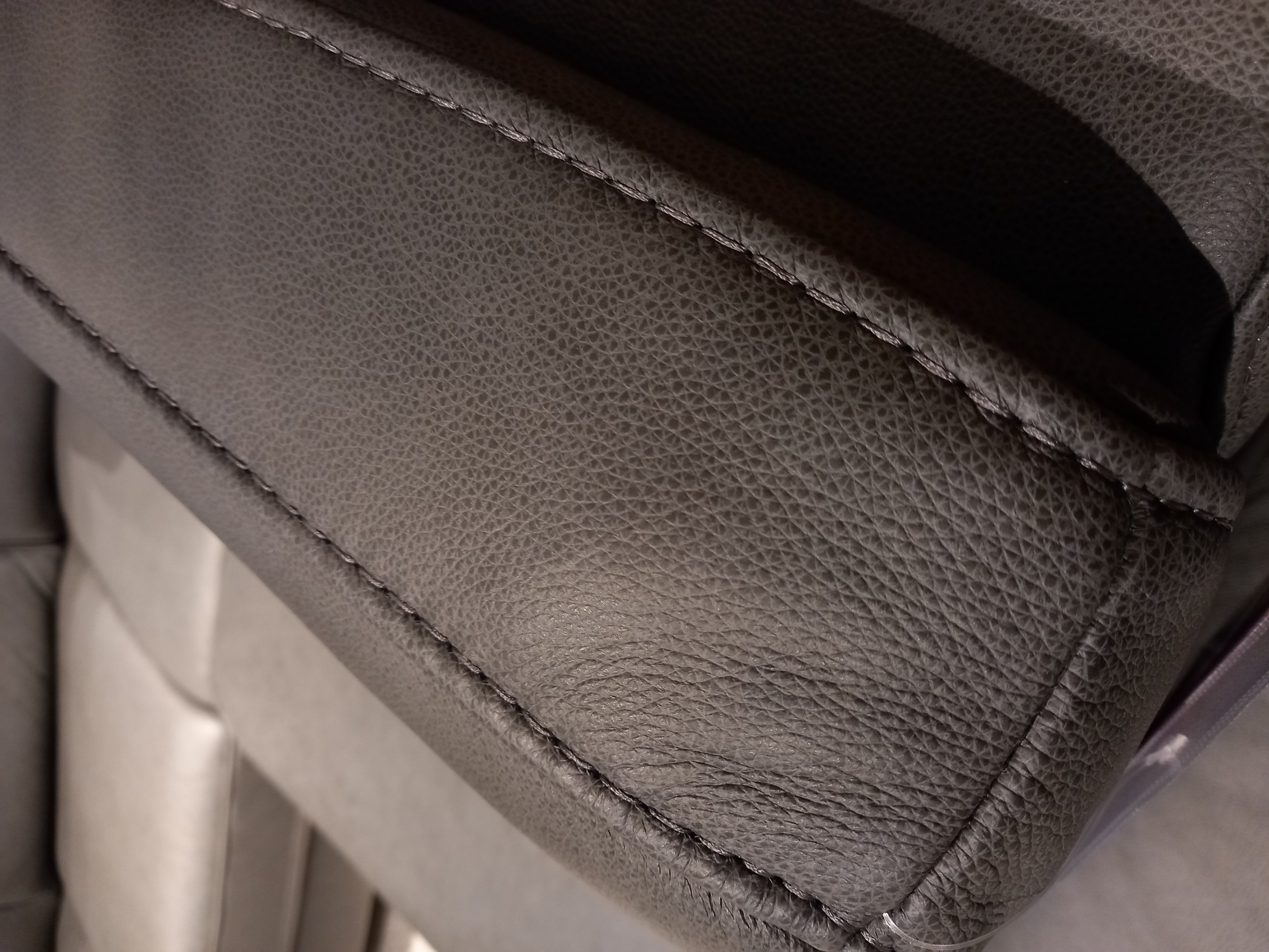 Hukla Rundecke VS-HU1064 in Leder Rodeo charcoal PG60, Kissen, Dekoration für Zuhause, Kopfstütze