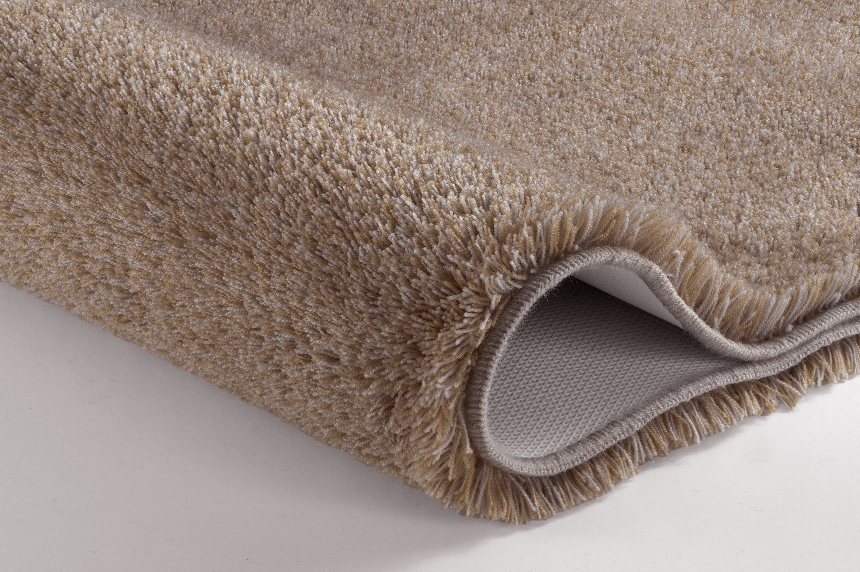 Kleine Wolke Badteppich RELAX ca. 70x120cm in Farbe Taupe, Teppich, Handtuch, Flusen, Beige, Textil, Teppich, Kuschelteppich, Beige, Flauschig, Rückenunterlage